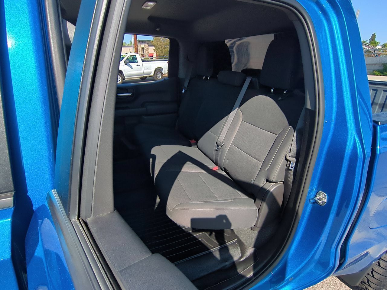 Used 2022 Chevrolet Silverado 1500 Custom AWD/4WD image 23
