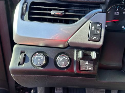 Used 2020 Chevrolet Tahoe LT AWD/4WD image 18
