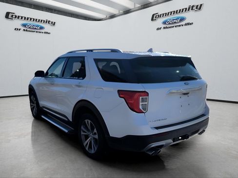 Used 2020 Ford Explorer Platinum w/ Premium Technology Package image 6