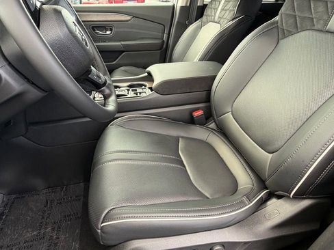 New 2026 Honda Pilot Elite image 13