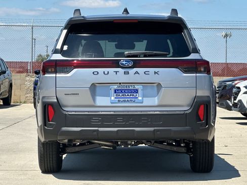 New 2026 Subaru Outback Limited AWD/4WD image 4