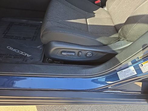 Used 2024 Honda Accord EX image 40