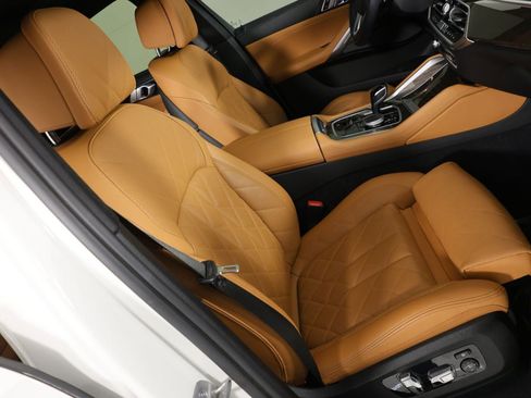 Used 2023 BMW X6 xDrive40i w/ Premium Package image 40