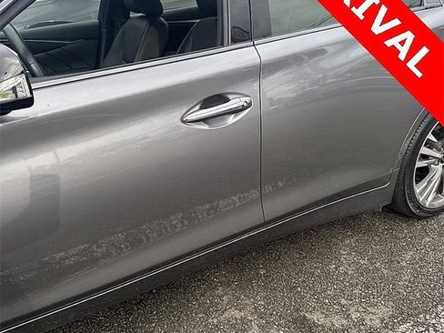 Used 2023 INFINITI Q50 Sensory image 5