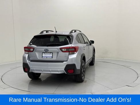 Certified 2023 Subaru Crosstrek 2.0i image 5