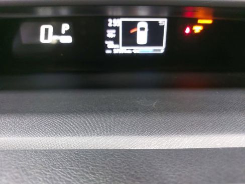 Used 2018 Toyota Prius C Four image 19