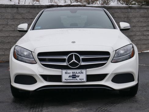Used 2018 Mercedes-Benz C 300 4MATIC Sedan image 2