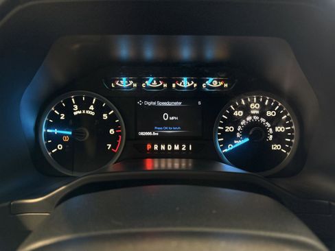 Used 2016 Ford F150 XLT w/ Equipment Group 302A Luxury image 14