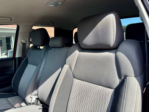 Used 2014 Toyota Tundra SR AWD/4WD image 17