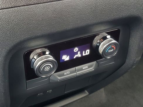 Used 2026 Buick Enclave Preferred FWD image 14