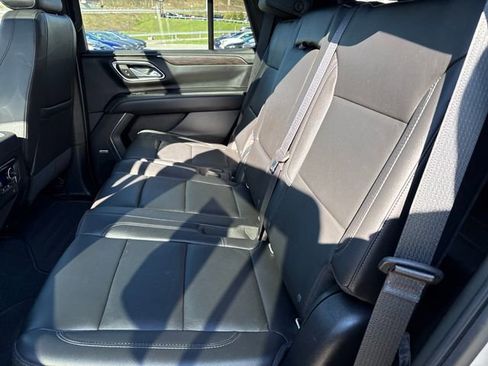 Used 2021 Chevrolet Tahoe LT w/ LT Signature Package AWD/4WD image 17