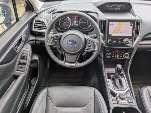 Certified 2023 Subaru Forester Touring AWD/4WD image 17