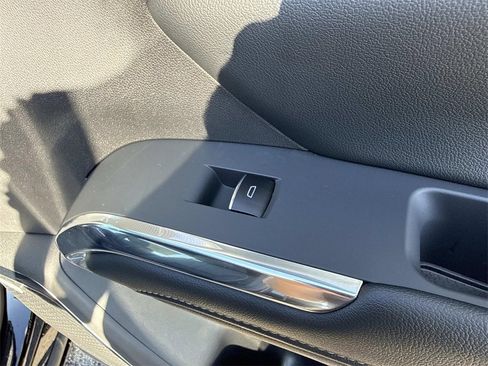 New 2026 Chevrolet Traverse High Country image 29