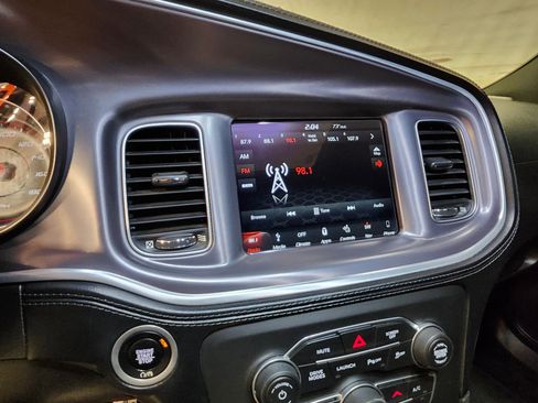 Used 2019 Dodge Charger Scat Pack w/ Dynamics Package image 15