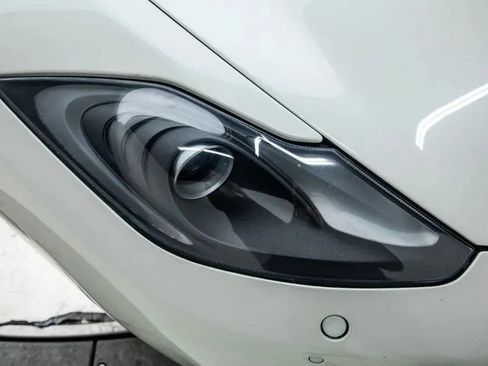 Used 2012 McLaren MP4-12C Coupe RWD image 10