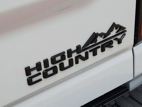 New 2026 Chevrolet Silverado 2500 High Country w/ High Country Premium Package AWD/4WD image 10