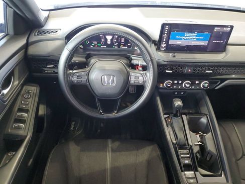 Used 2023 Honda Accord Sport image 13