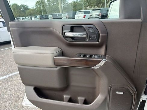 Used 2019 GMC Sierra 1500 SLT w/ SLT Premium Plus Package image 9