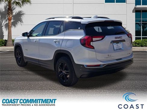 Used 2022 GMC Terrain AT4 w/ Infotainment Package II image 8