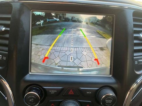 Used 2014 Jeep Grand Cherokee Limited w/ Trailer Tow Group IV RWD image 16