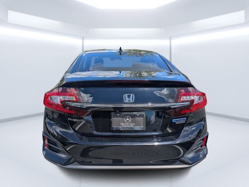 Used 2018 Honda Clarity Touring image 4