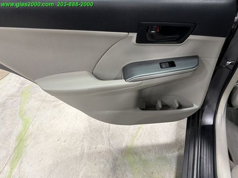 Used 2014 Toyota Camry XLE FWD image 28