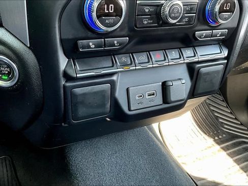 Used 2022 GMC Sierra 1500 Elevation AWD/4WD image 17