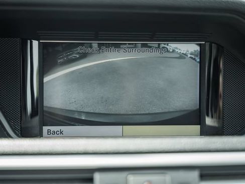 Used 2010 Mercedes-Benz E 350 Sedan image 31