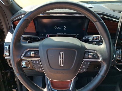 Certified 2023 Lincoln Navigator L Reserve image 20