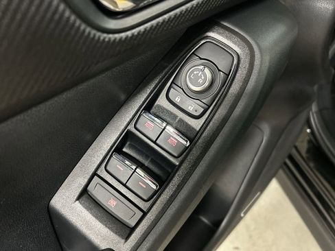 Certified 2024 Subaru Crosstrek 2.5i Limited image 16