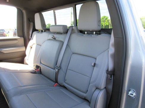 Certified 2025 GMC Sierra 2500 SLT w/ SLT Premium Package AWD/4WD image 25