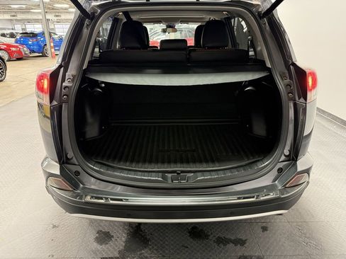Used 2016 Toyota RAV4 XLE image 21