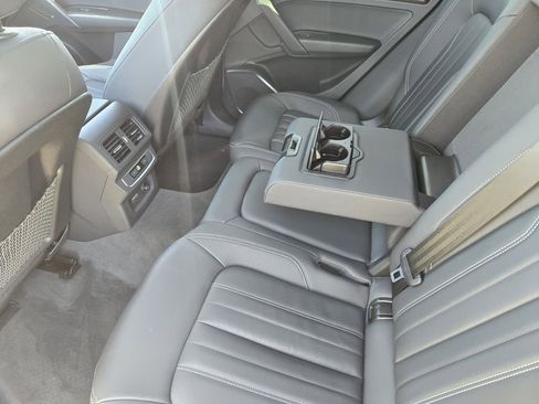 Certified 2023 Audi Q5 2.0T Premium w/ Convenience Package image 38