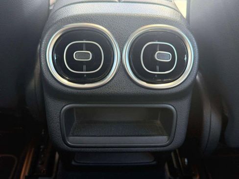 Used 2025 Mercedes-Benz GLC 43 AMG 4MATIC image 22