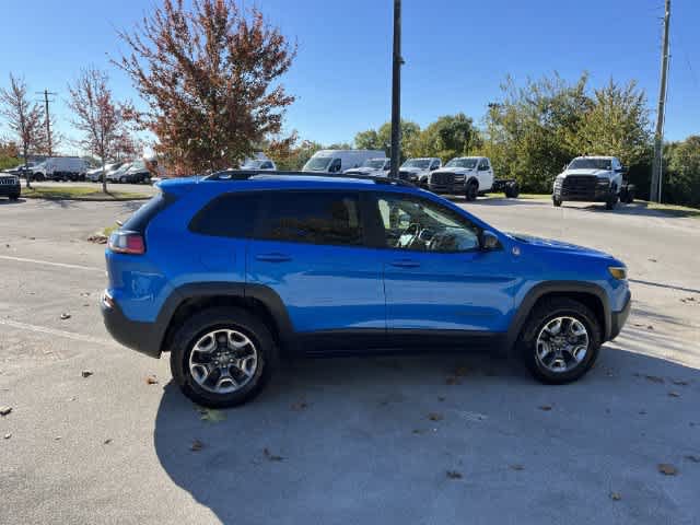 Used 2019 Jeep Cherokee Trailhawk w/ Comfort/Convenience Group AWD/4WD image 9