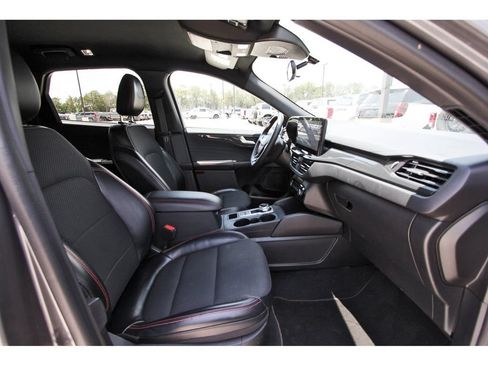 Used 2023 Ford Escape ST-Line w/ Tech Pack #1 FWD image 27
