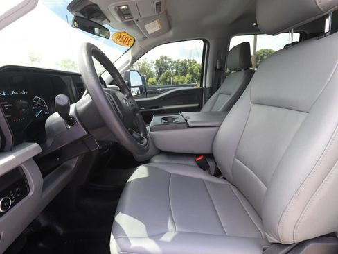 Used 2026 Ford F250 XL w/ XL Driver Assist Package AWD/4WD image 2