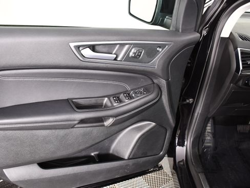Used 2024 Ford Edge Titanium AWD/4WD image 35