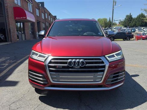 Used 2018 Audi SQ5 Prestige w/ Prestige Package AWD/4WD image 2