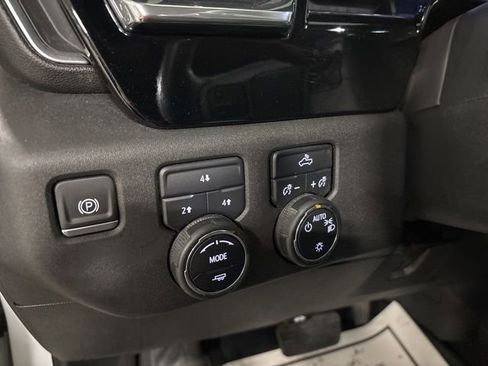 Used 2024 Chevrolet Silverado 3500 LT image 26