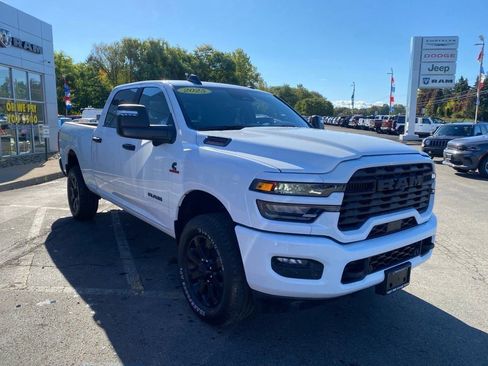 Used 2025 RAM 2500 Big Horn image 7