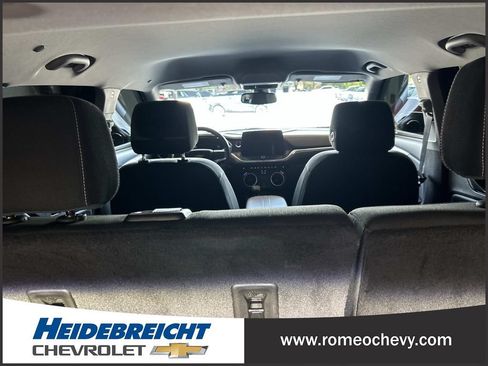 Used 2024 Chevrolet Blazer LT w/ Convenience Package FWD image 32