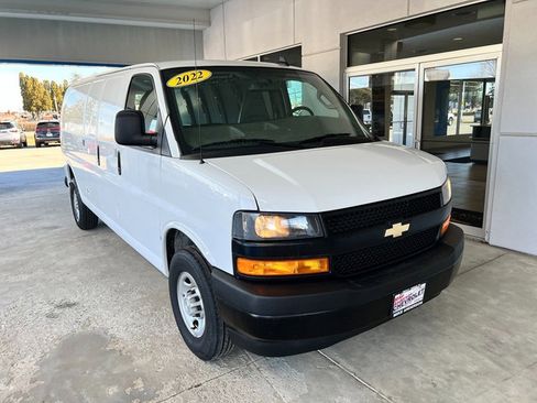 Used 2022 Chevrolet Express 2500 Extended w/ Driver Convenience Package image 5