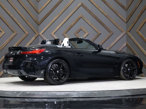 Used 2026 BMW Z4 sDrive30i w/ Convenience Package image 2