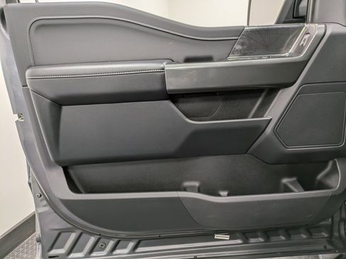 Used 2023 Ford F150 XLT w/ Equipment Group 302A High image 8