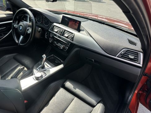 Used 2018 BMW 330e RWD image 21
