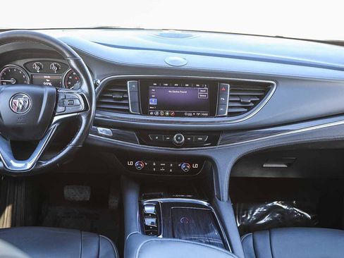 Used 2023 Buick Enclave Essence image 13