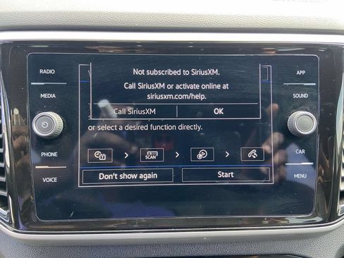 Used 2022 Volkswagen Atlas Cross Sport SE FWD image 23