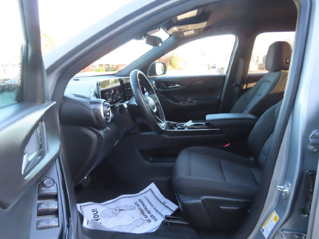 Used 2026 Chevrolet Equinox LT AWD/4WD image 18
