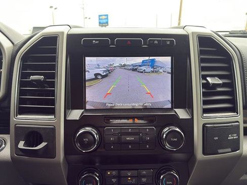 Used 2020 Ford F150 Lariat image 22